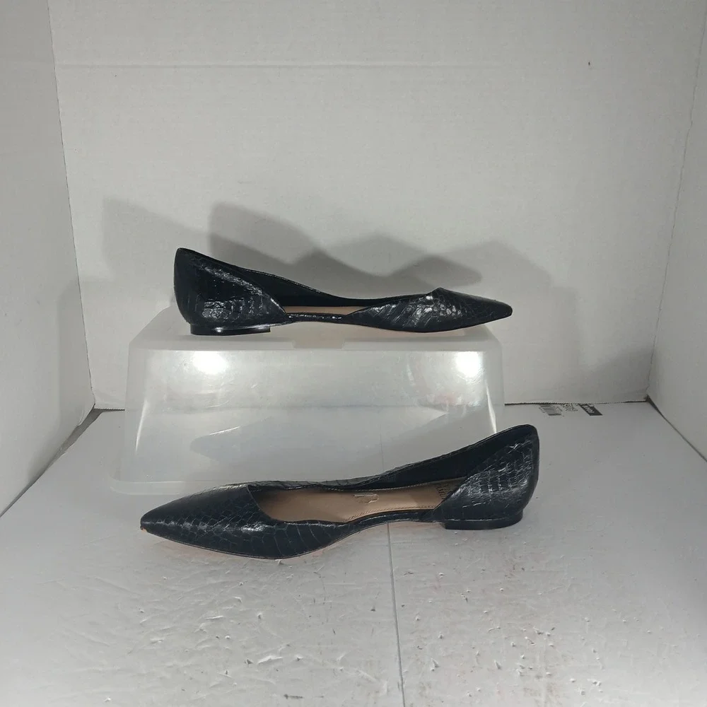 Vince Camuto Etilla Flats 8.5 Black Croc Embossed Leather d'Orsay Pointed Toe